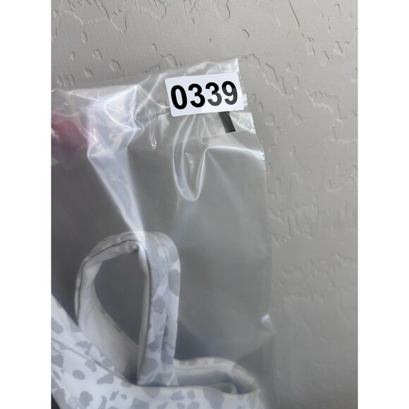 Lululemon Align Tank Top Womens 6 White Cropped V Neck Tank Top Light Support - Picture 6 of 6